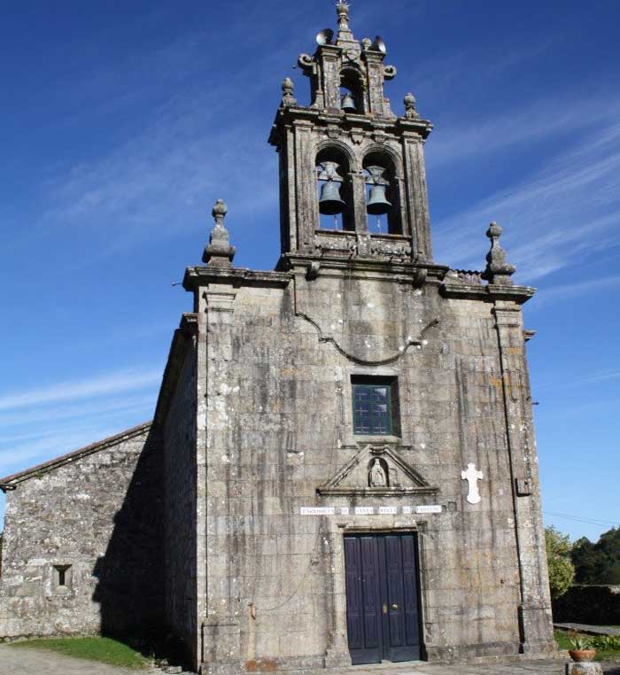 fotografía da Igrexa de Santa María de Urdilde