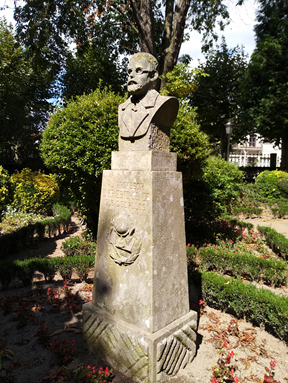 Imaxe do busto