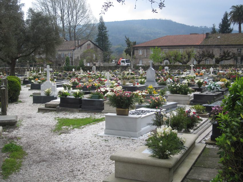 Imaxe do cemiterio de Adina